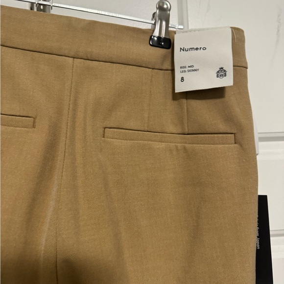 Aritzia Babaton Numero Pants in Oxford Tan - Picture 7 of 8